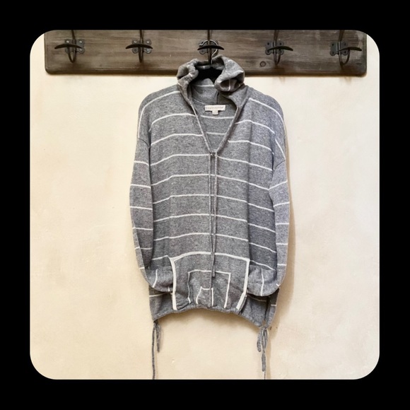 🪶3/$50 Baja LOVESTITCH Grey Striped Kangaroo Pocket SideTassel Hooded Sweater-S - Picture 2 of 16